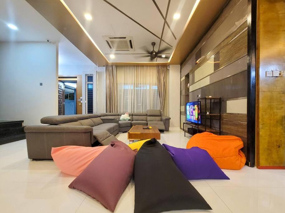 D02 Klcc View Karaoke Bungalow Kl *
